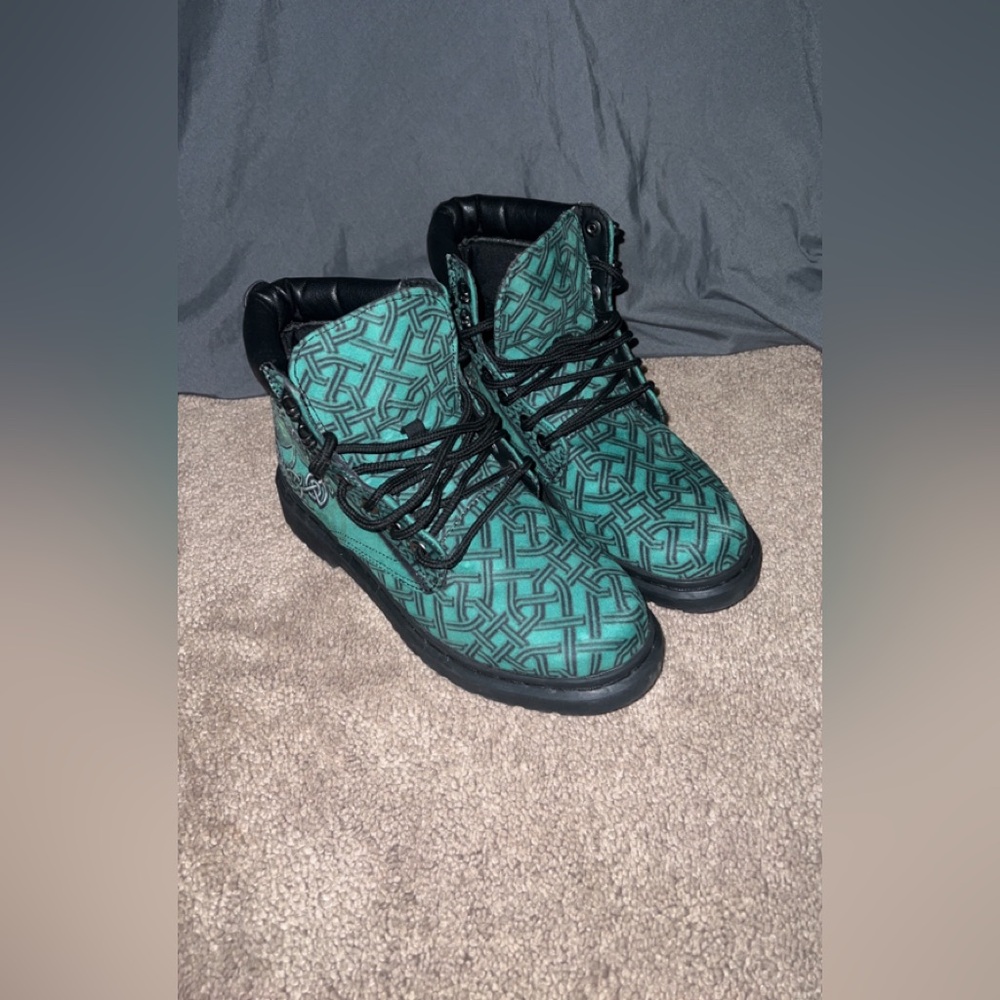 Celtic Print Bood